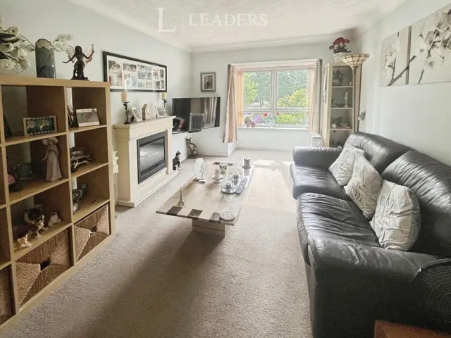 Horndean Road, Emsworth, PO10, photo 2