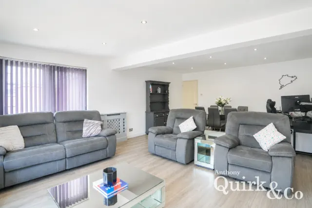 Beecroft Crescent, Canvey Island, SS8, photo 3