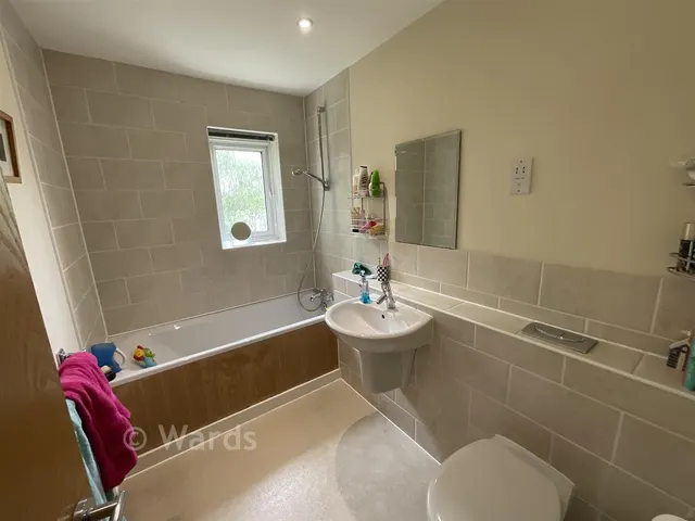 New Hythe Lane, Larkfield, ME20, photo 3