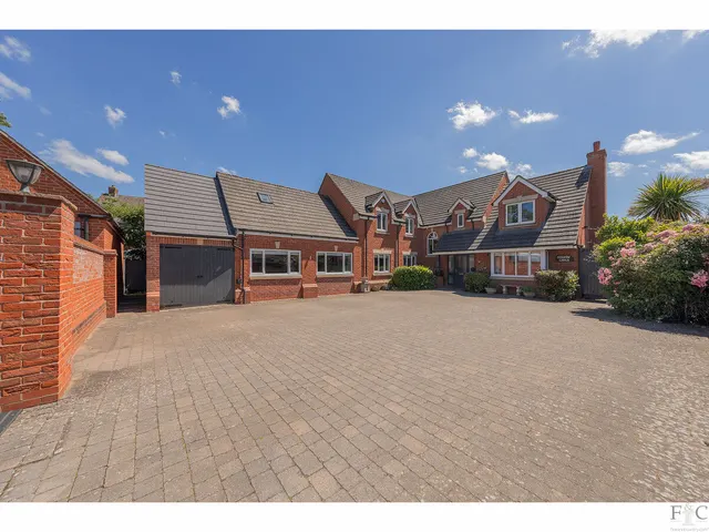 Breach Lane, Earl Shilton, LE9, photo 1