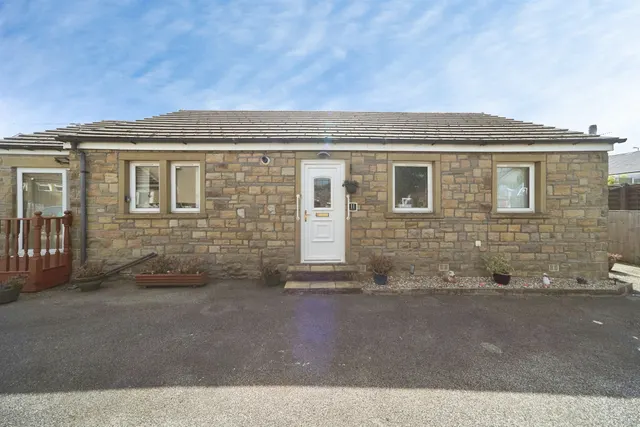 Photo 2 — Hillside Grove, Oakworth, Keighley