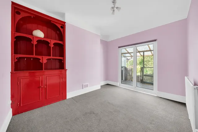 Photo 3 — Rochdale Road, Abbey Wood, SE2 0XB
