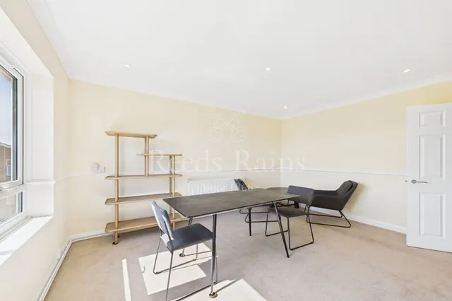 Photo 2 — Victoria Drive, South Darenth, Kent, DA4