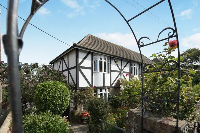 Elm Grove, Brighton, BN2, photo 1
