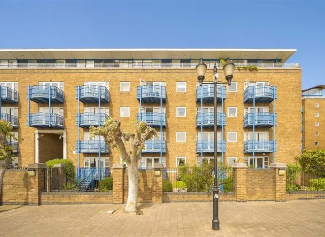 Jardine Road, Wapping, E1W, photo 1