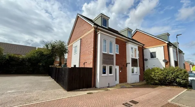 Wesley Road, Cherry Willingham, photo 1