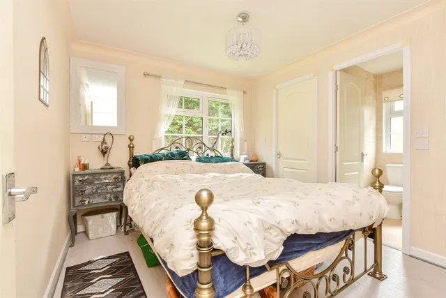 Faversham Road, Seasalter, CT5, photo 3
