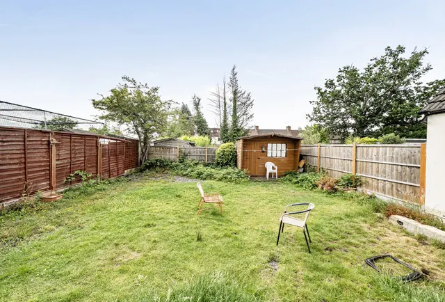 Photo 2 — Ardleigh Green Road, Hornchurch, RM11 2SU
