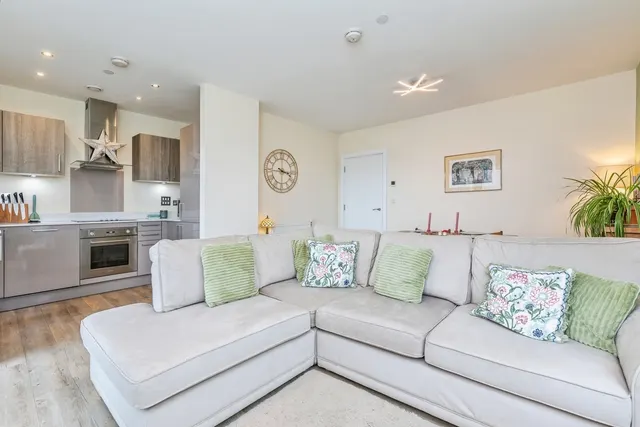 Pegasus Way, Gillingham, ME7, photo 1