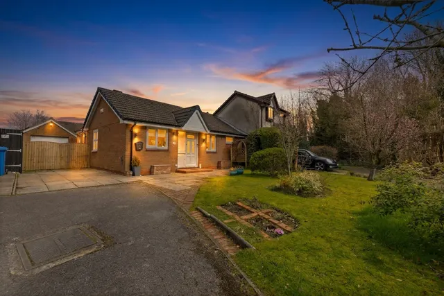 Dalby Close, Birchwood, WA3, photo 1