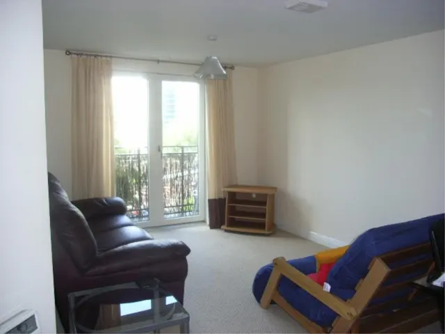 Squires Court, Bedminster, BS3, photo 2