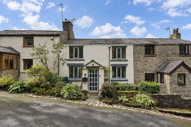 Carver Brow, Higher Walton, PR5, photo 1