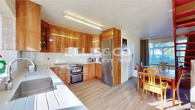 St. James Gardens, Wembley, HA0, photo 3