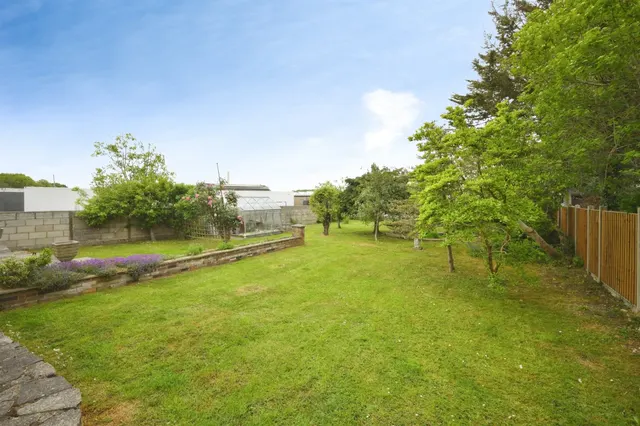 Photo 2 — Old House Lane, Roydon, Harlow