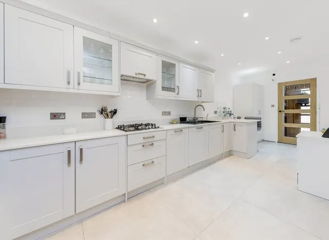 Hornsey Lane, Highgate, N6, photo 3