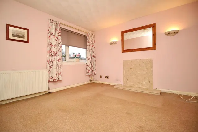 Photo 3 — Barbeth Road, Condorrat, G67 4SH