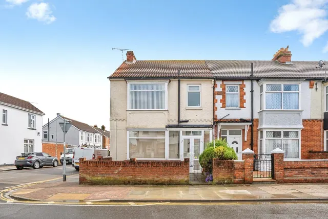 Mayfield Road, Portsmouth, PO2, photo 1