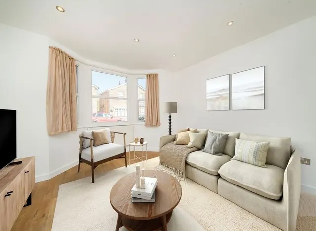 Photo 2 — Beaconsfield Road, Surbiton, KT5