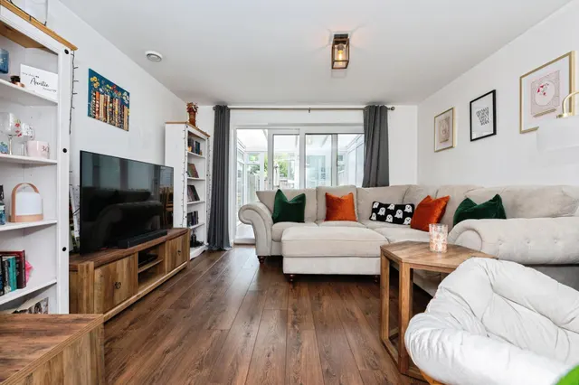 Crossfield Walk, Snodland, ME6, photo 2