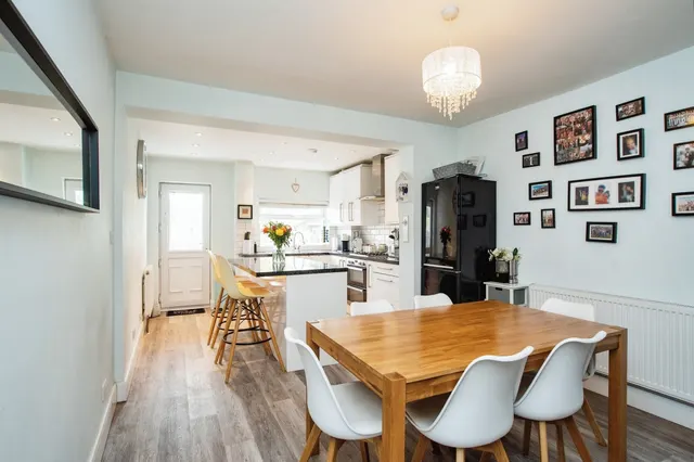 Liverpool Road, Watford, WD18, photo 3