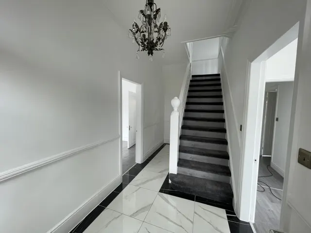 Menlove Ave, Allerton, L18, photo 2
