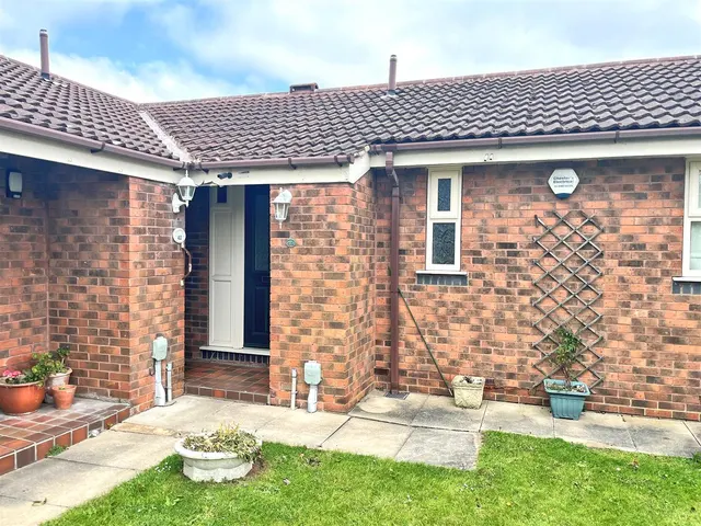 Tudor Court, Willerby, photo 1