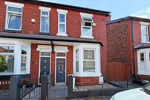 Haddon Grove, Timperley, Cheshire WA15 6SA, photo 1