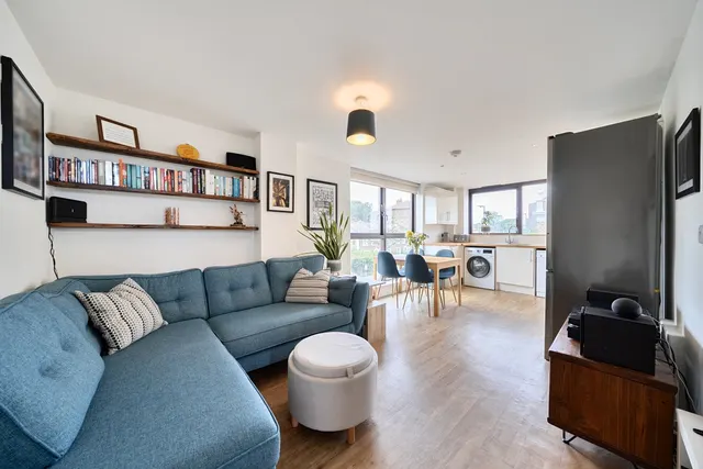 Merton Road, Southfields, London, SW18, photo 1