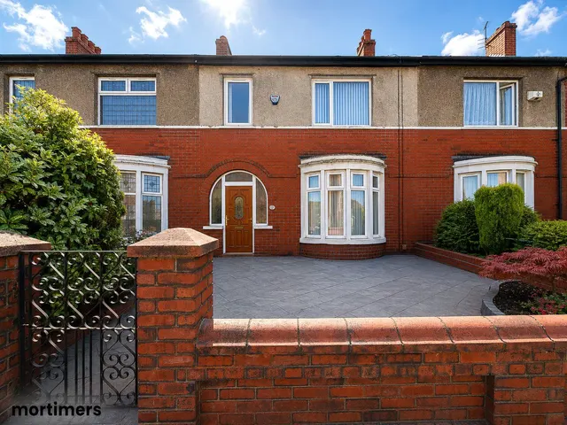 Queens Road, Accrington, BB5, photo 1