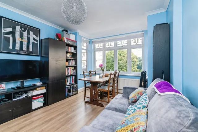 Ringwood Crescent, Nottingham, NG8, photo 2