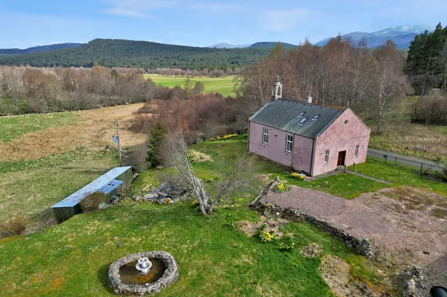 Crathie, Ballater, Aberdeenshire, AB35 5TQ, photo 1