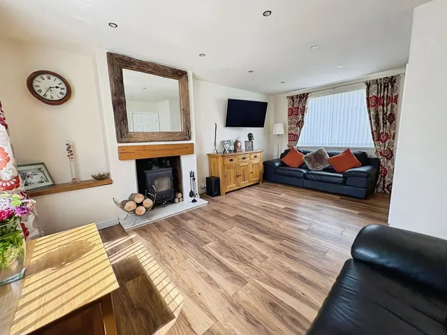 Whitley Bay, NE25, photo 3