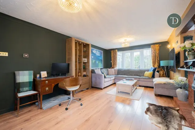 Photo 3 — Kinnington Way, Backford, CH1 6PB