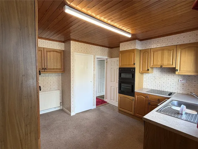 Maddever Crescent, Liskeard, PL14, photo 3