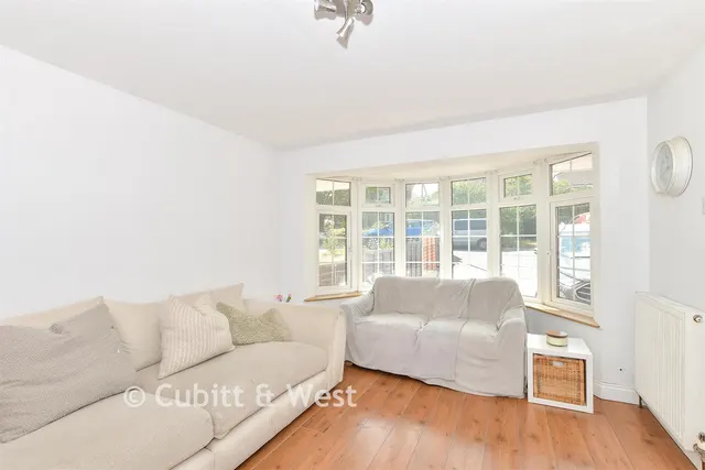 Noel Green, Burgess Hill, RH15, photo 3