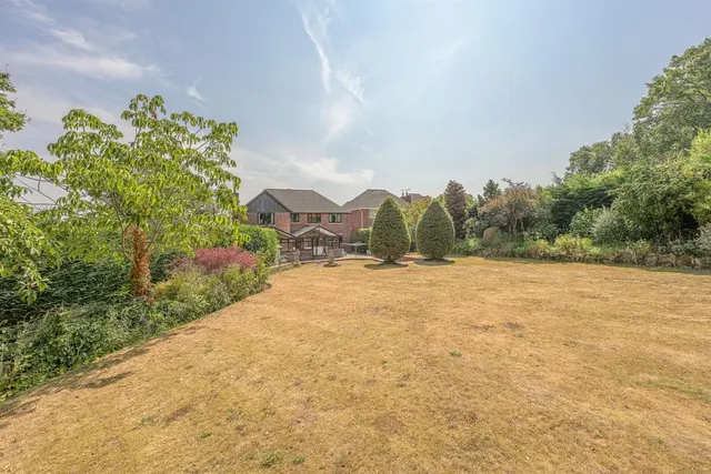 Hyperion Road, Stourton, DY7, photo 2