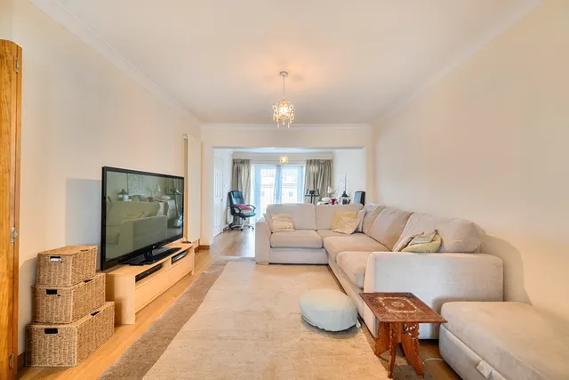 Brook Drive, Harrow, HA1, photo 2