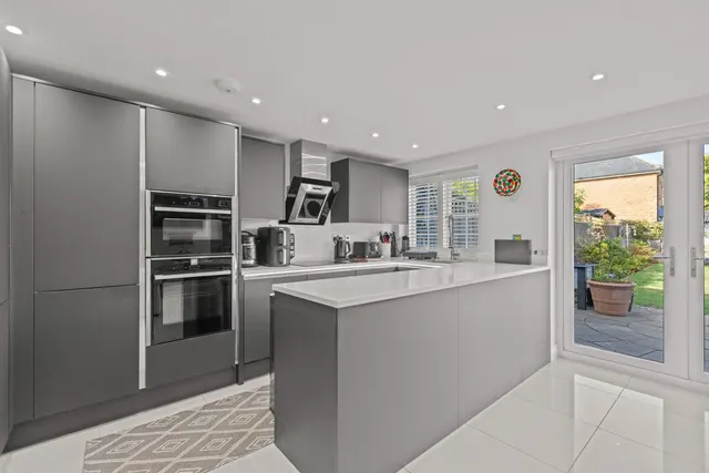 Photo 3 — Glaziers Lane, Normandy, Guildford, GU3 2ED