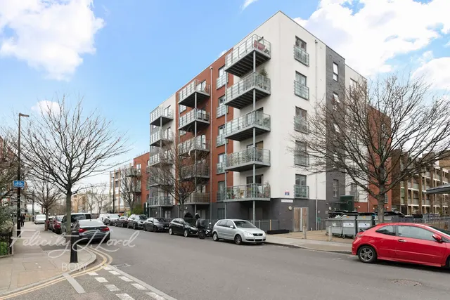 Rushton Walk, London, photo 1