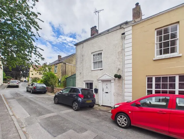 18, High Street, Kingswood, Wotton-Under-Edge, GL12 8RS, photo 1