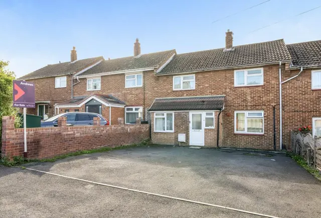 Tilling Road, Bristol City, BS10, photo 1