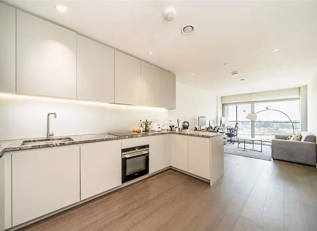 Cutter Lane, Greenwich, SE10, photo 1