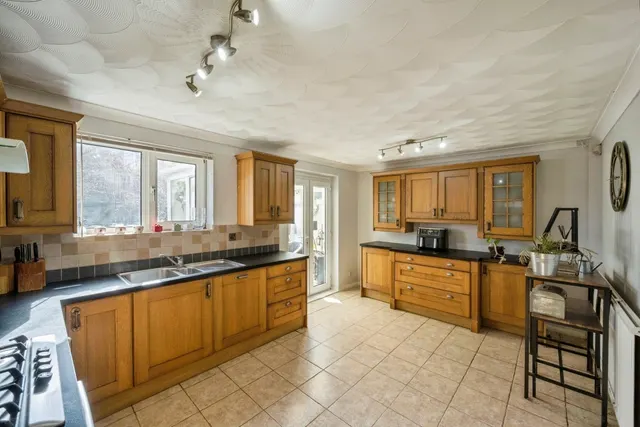 Photo 3 — Cantley Manor Avenue, Doncaster, South Yorkshire, DN4