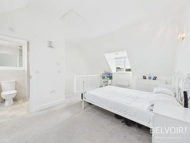 Discovery Way, Whiston, L35, photo 3