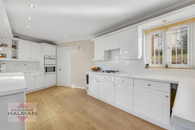 Wolverton Drive, Wilmslow, photo 3