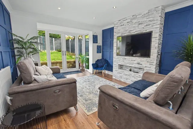 Geary Drive, Wakefield, WF2, photo 2