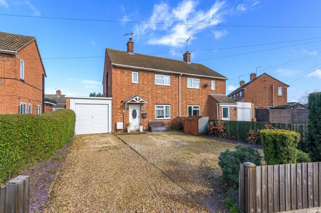 Plough Crescent, Whittlesey, Peterborough, PE7 1LY, photo 1