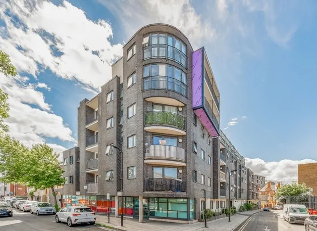 Furrow Lane, Homerton, E9, photo 1