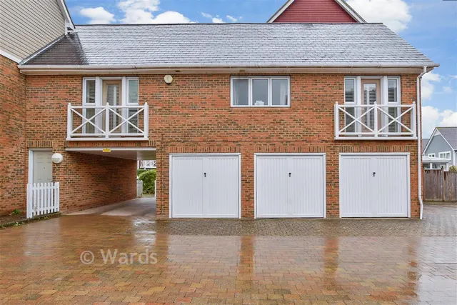 Alisander Close, Snodland, ME6, photo 1