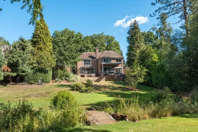 Bracken Close, Wonersh, GU5, photo 1